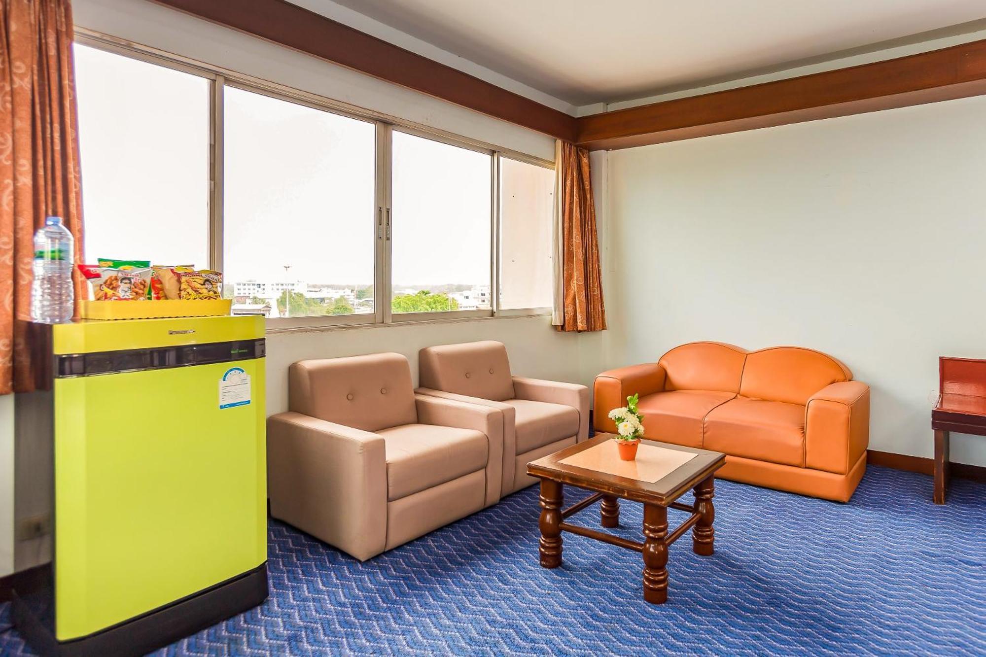 Oyo 441 Grand Thara Hotel Surat Thani Eksteriør bilde