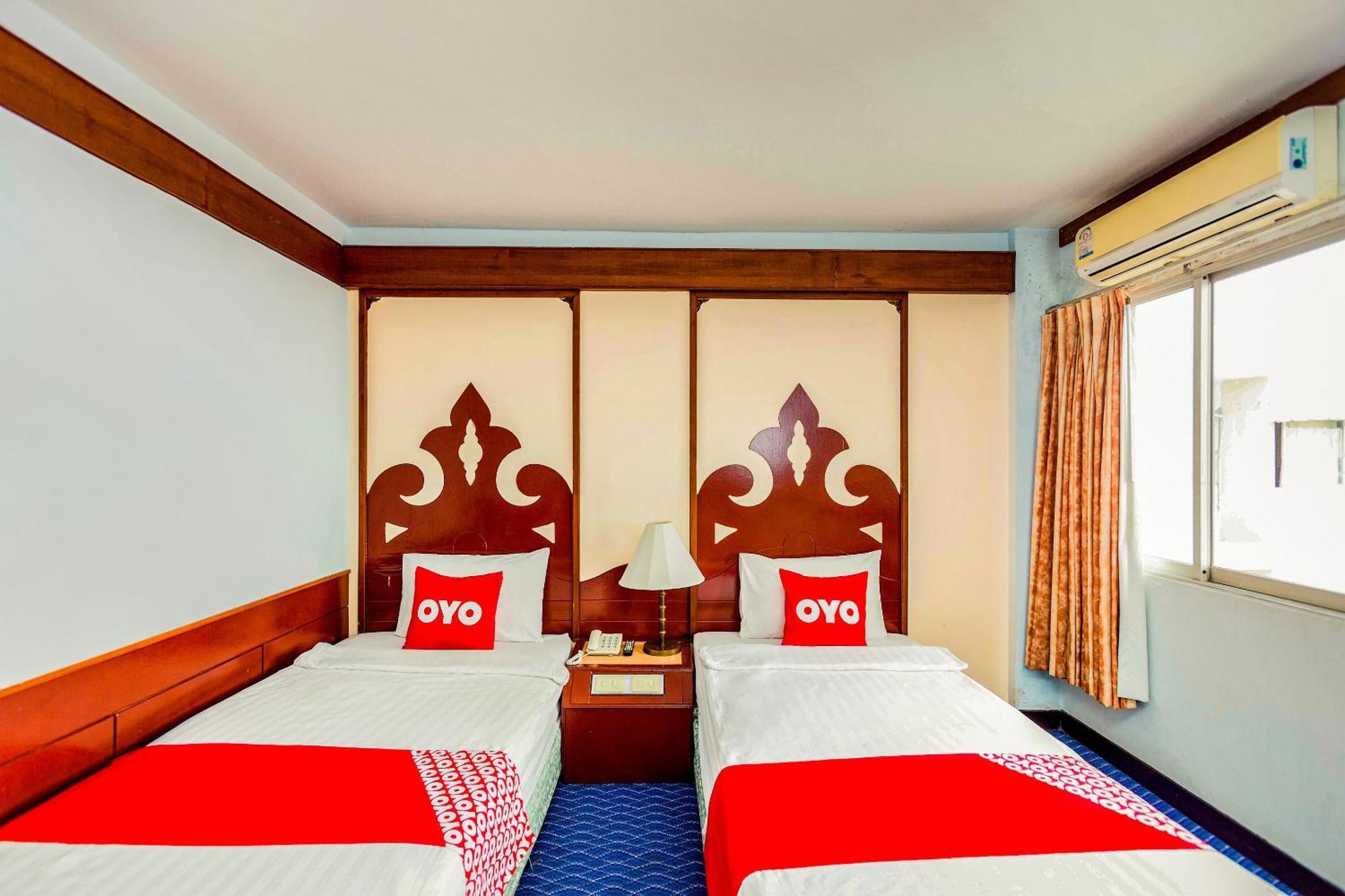 Oyo 441 Grand Thara Hotel Surat Thani Eksteriør bilde