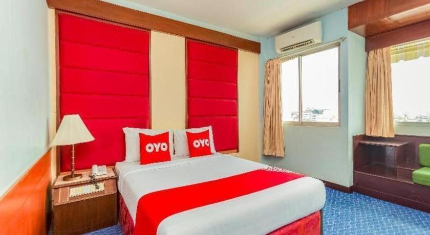 Oyo 441 Grand Thara Hotel Surat Thani Eksteriør bilde
