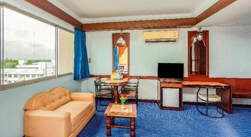 Oyo 441 Grand Thara Hotel Surat Thani Eksteriør bilde